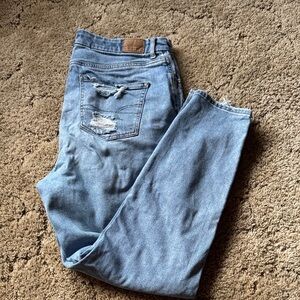 American Eagle Curvy Mom Jeans